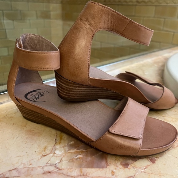 !ISO! ABEO INEZ SANDAL 8 - Picture 2 of 2